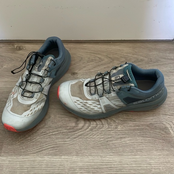 Salomon Women’s Ultra Pro hiking sneakers - Picture 1 of 3
